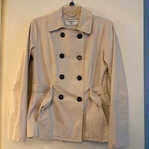 3‎ for $25! Terranova Women's Beige Trench Coat, size Medium